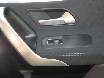Mercedes-Benz A 200 d  AMG Night EDITION2020 MBUX Navi Kamera