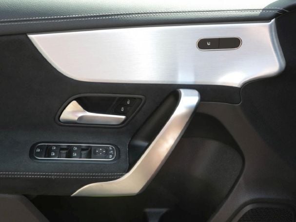 Mercedes-Benz A 200 d AMG Night EDITION2020 MBUX Navi Kamera Mercedes-Benz A 200 d AMG Night EDITION2020 MBUX Navi Kamera