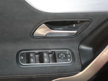 Mercedes-Benz A 200 d  AMG Night EDITION2020 MBUX Navi Kamera