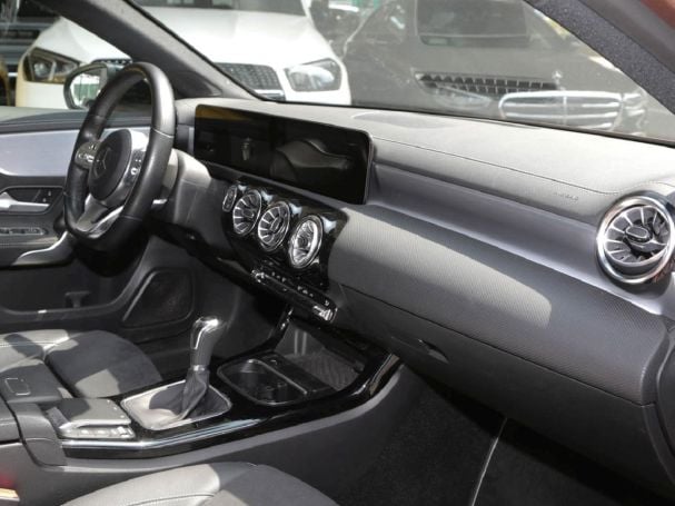 Mercedes-Benz A 200 d AMG Night EDITION2020 MBUX Navi Kamera Mercedes-Benz A 200 d AMG Night EDITION2020 MBUX Navi Kamera