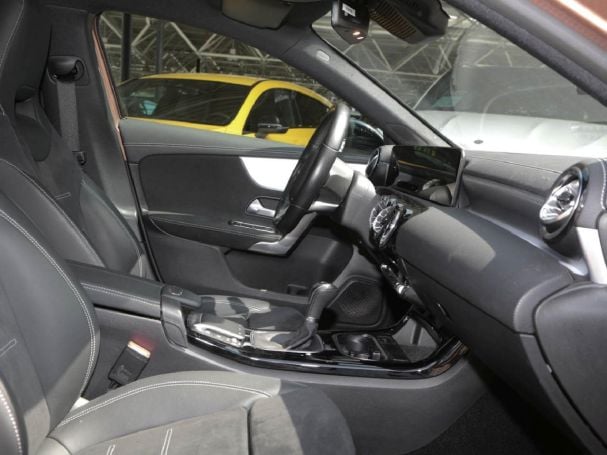 Mercedes-Benz A 200 d AMG Night EDITION2020 MBUX Navi Kamera Mercedes-Benz A 200 d AMG Night EDITION2020 MBUX Navi Kamera