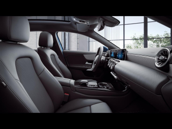 Mercedes-Benz A 200  Progressive MBUX Navi-Prem Panorama Kamera