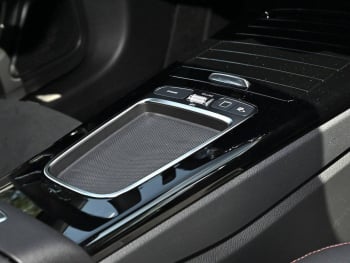 Mercedes-Benz A 200 Kompaktlimousine AMG Night Navi AHK Kamera
