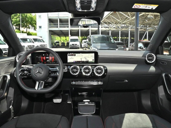 Mercedes-Benz A 200 Kompaktlimousine AMG Night Navi AHK Kamera