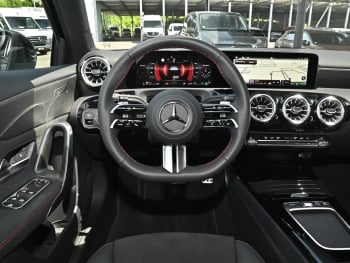 Mercedes-Benz A 200 Kompaktlimousine AMG Night Navi AHK Kamera