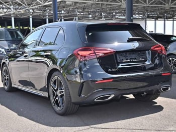 Mercedes-Benz A 200 Kompaktlimousine AMG Night Navi AHK Kamera