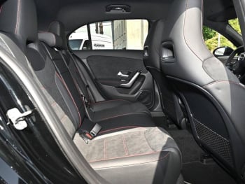 Mercedes-Benz A 200 Kompaktlimousine AMG Night Navi AHK Kamera