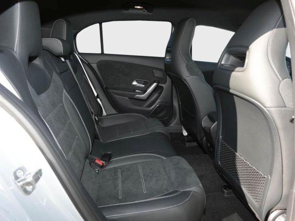 Mercedes-Benz A 200 Kompaktlimousine AMG Night Navi AHK Kamera Mercedes-Benz A 200 Kompaktlimousine AMG Night Navi AHK Kamera