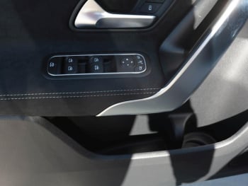 Mercedes-Benz A 200 Kompaktlimousine AMG Night Navi AHK Kamera
