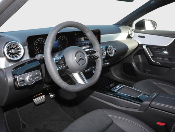 Mercedes-Benz A 200 Kompaktlimousine AMG Night Navi AHK Kamera