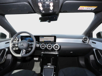 Mercedes-Benz A 200 Kompaktlimousine AMG Night AHK Kamera