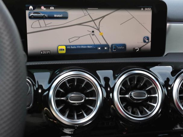 Mercedes-Benz A 200 Kompaktlimousine AMG Night AHK Kamera