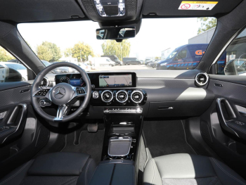 Mercedes-Benz A 200 Kompaktlimousine Progressive Night Kamera