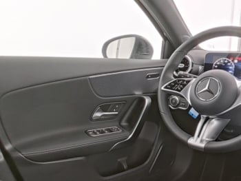 Mercedes-Benz A 200 Progressive MBUX Navi Kamera Winter-Paket