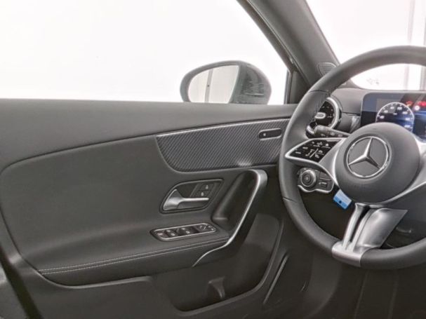 Mercedes-Benz A 200 Progressive MBUX Navi Kamera Winter-Paket Mercedes-Benz A 200 Progressive MBUX Navi Kamera Winter-Paket