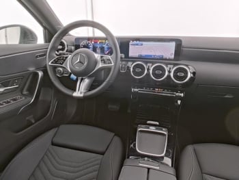 Mercedes-Benz A 200 Progressive MBUX Navi Kamera Winter-Paket