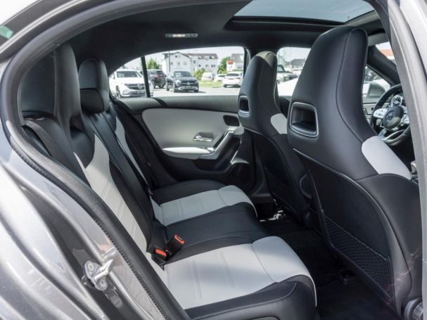 Mercedes-Benz A 220 4M AMG Distronic Panorama Standheizung Mercedes-Benz A 220 4M AMG Distronic Panorama Standheizung
