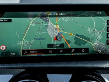 Mercedes-Benz A 220 4M AMG Distronic Panorama Standheizung