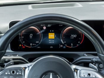 Mercedes-Benz A 220 4M AMG Distronic Panorama Standheizung