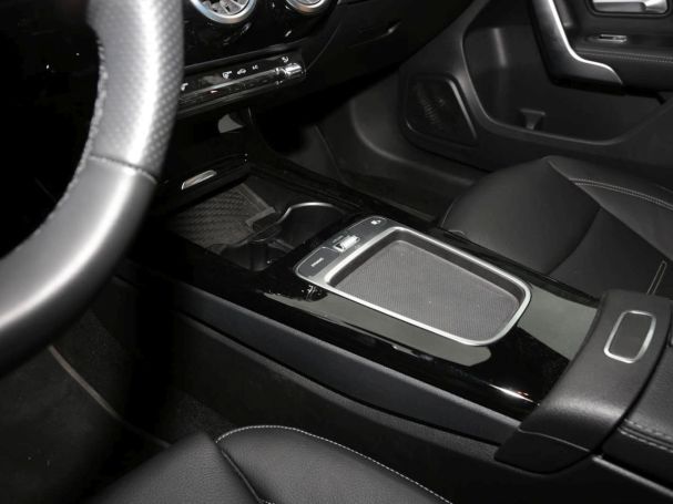 Mercedes-Benz A 220 4M AMG Navi Kamera Spiegel-Paket KeylessGo Mercedes-Benz A 220 4M AMG Navi Kamera Spiegel-Paket KeylessGo