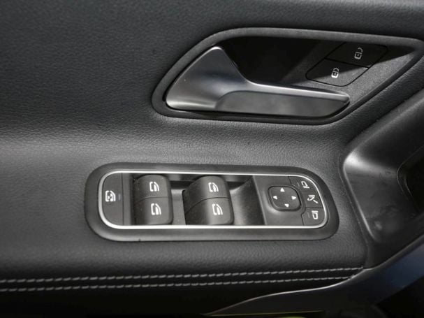 Mercedes-Benz A 220 4M AMG Navi Kamera Spiegel-Paket KeylessGo