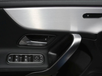 Mercedes-Benz A 220 4M AMG Navi Kamera Spiegel-Paket KeylessGo