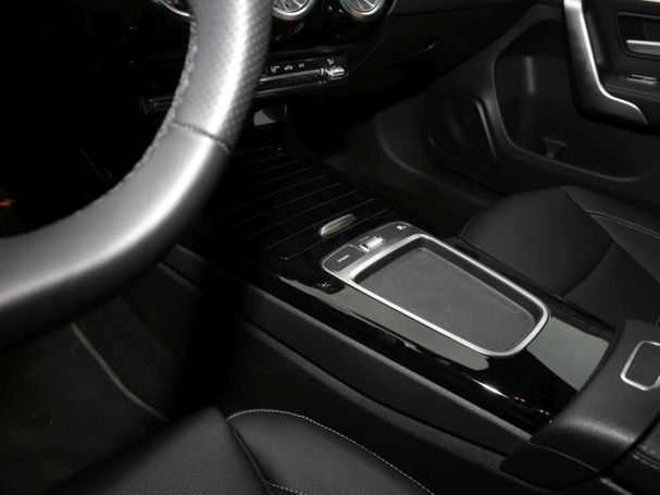 Mercedes-Benz A 220 4M AMG Navi Kamera Spiegel-Paket KeylessGo Mercedes-Benz A 220 4M AMG Navi Kamera Spiegel-Paket KeylessGo