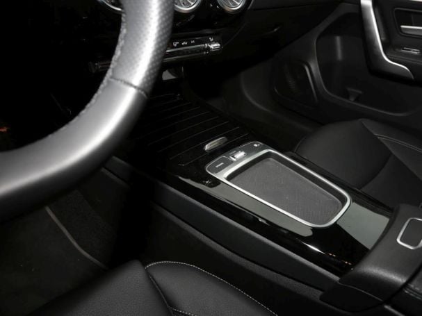 Mercedes-Benz A 220 4M AMG Navi Kamera Spiegel-Paket KeylessGo