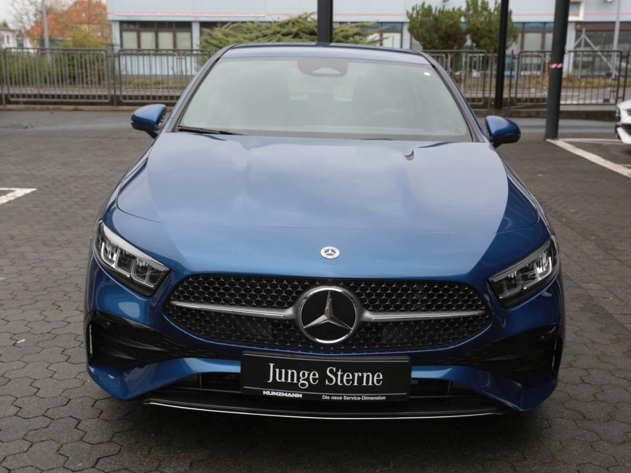 Mercedes-Benz A 220 4M AMG Navi Kamera Spiegel-Paket KeylessGo