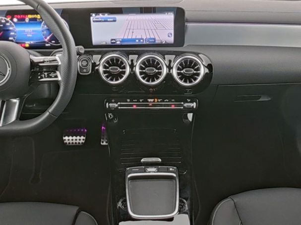 Mercedes-Benz A 220 4M AMG Navi Kamera Spiegel-Paket KeylessGo