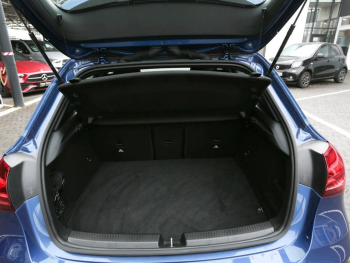 Mercedes-Benz A 220 4M AMG Navi Kamera Spiegel-Paket KeylessGo