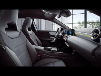 Mercedes-Benz A 250 4M AMG Night Burmester Memory Kamera SpurH