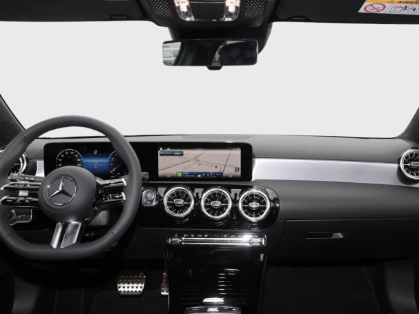 Mercedes-Benz A 250 4MATIC Kompaktlimousine AMG Night Standhzg Mercedes-Benz A 250 4MATIC Kompaktlimousine AMG Night Standhzg
