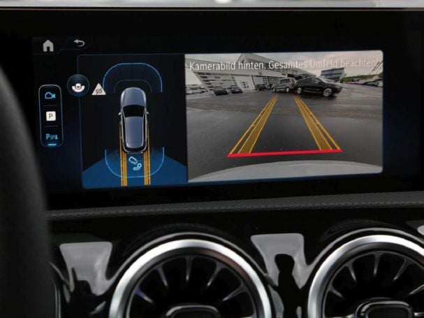 Mercedes-Benz A 250 4MATIC Kompaktlimousine AMG Night Standhzg