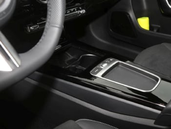 Mercedes-Benz A 250 4MATIC Kompaktlimousine AMG Night Standhzg