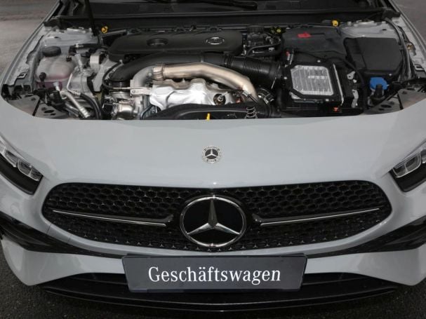 Mercedes-Benz A 250 4MATIC Kompaktlimousine AMG Night Standhzg