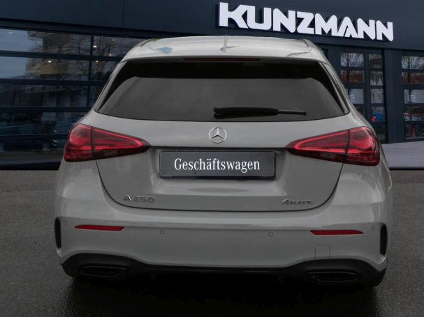 Mercedes-Benz A 250 4MATIC Kompaktlimousine AMG Night Standhzg Mercedes-Benz A 250 4MATIC Kompaktlimousine AMG Night Standhzg