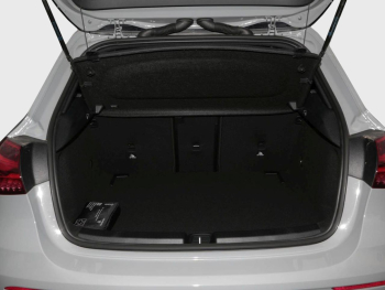 Mercedes-Benz A 250 4MATIC Kompaktlimousine AMG Night Standhzg