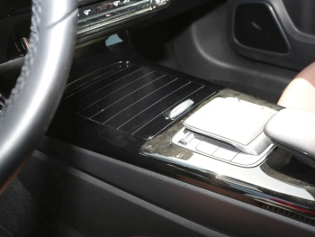 Mercedes-Benz A 250 e  Progressive MBUX Burmester Panorama AHK