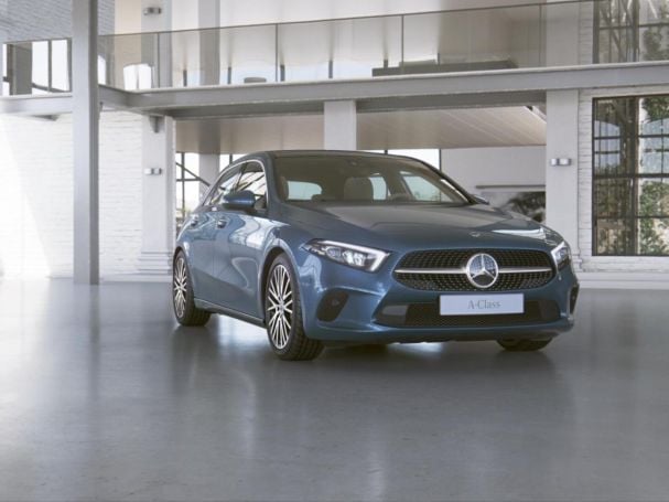 Mercedes-Benz A 250 e Progressive MBUX Burmester Panorama AHK Mercedes-Benz A 250 e Progressive MBUX Burmester Panorama AHK