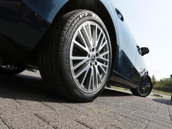 Mercedes-Benz A 250 e  Progressive MBUX Burmester Panorama AHK
