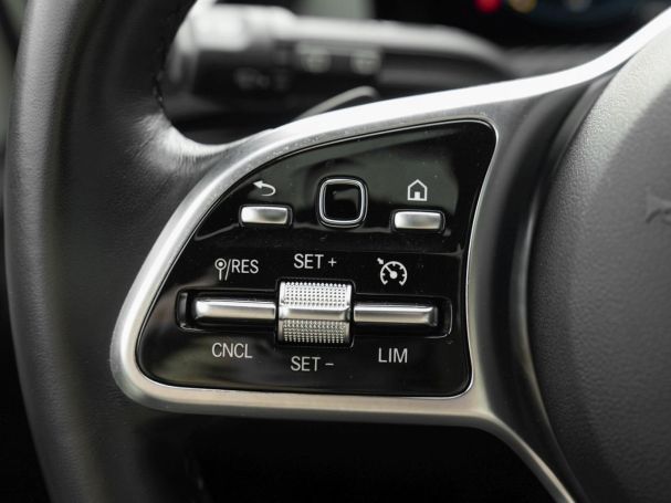 Mercedes-Benz A 250 e Style MBUX Navi+ Panorama Kamera SHZ Mercedes-Benz A 250 e Style MBUX Navi+ Panorama Kamera SHZ