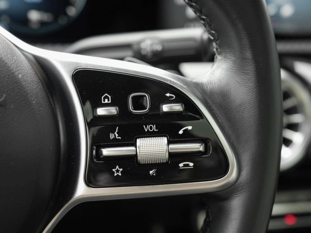 Mercedes-Benz A 250 e Style MBUX Navi+ Panorama Kamera SHZ Mercedes-Benz A 250 e Style MBUX Navi+ Panorama Kamera SHZ