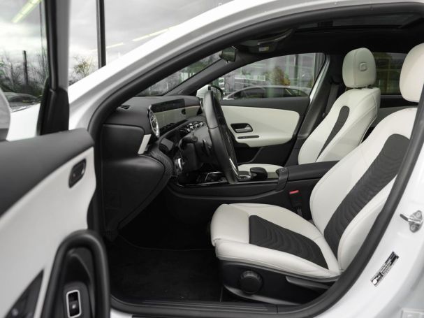 Mercedes-Benz A 250 e Style MBUX Navi+ Panorama Kamera SHZ Mercedes-Benz A 250 e Style MBUX Navi+ Panorama Kamera SHZ