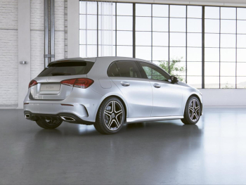 Mercedes-Benz A 250 e  AMG Night Panorama Kamera BusinessP Navi