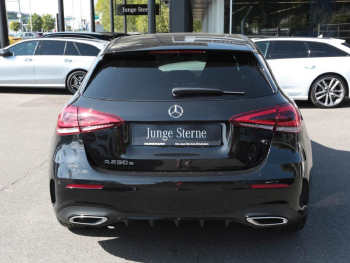 Mercedes-Benz A 250 e AMG Night MBUX Navi Panorama Kamera