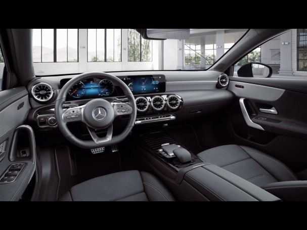 Mercedes-Benz A 250 e AMG EDITION2020 Night Panorama Kamera Mercedes-Benz A 250 e AMG EDITION2020 Night Panorama Kamera