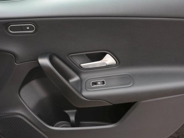 Mercedes-Benz A 250 e  Style MBUXNavi+ Panorama Kamera