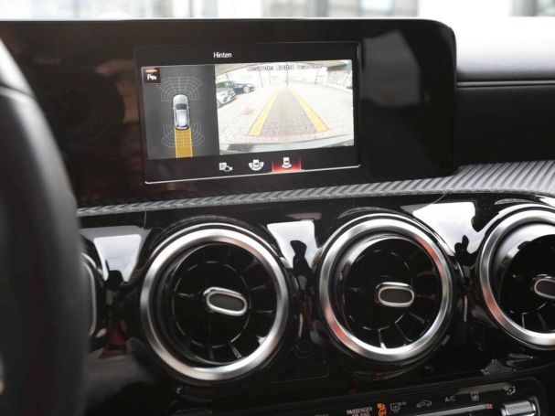 Mercedes-Benz A 250 e  Style MBUXNavi+ Panorama Kamera