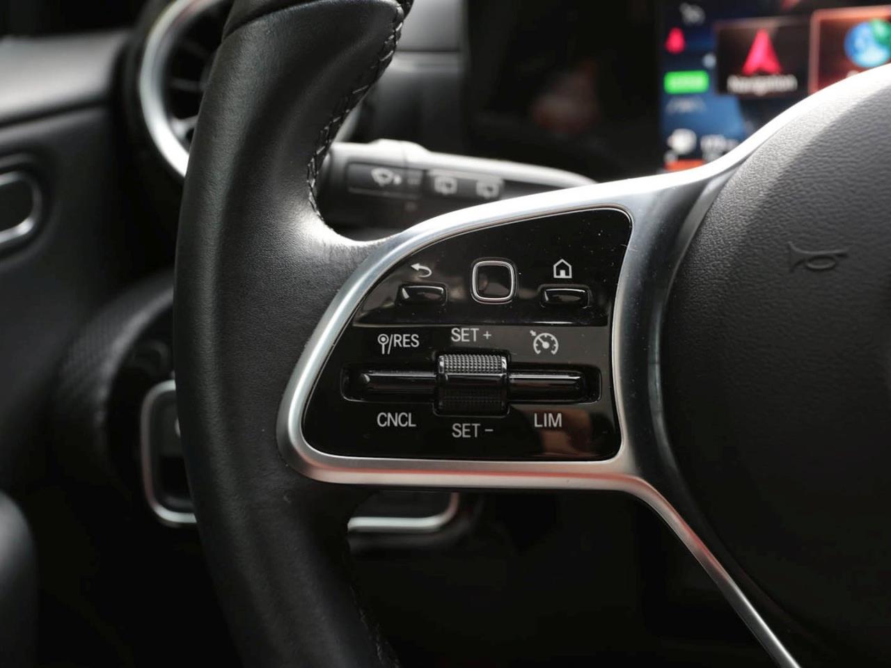 Mercedes-Benz A 250 e  Style MBUXNavi+ Panorama Kamera